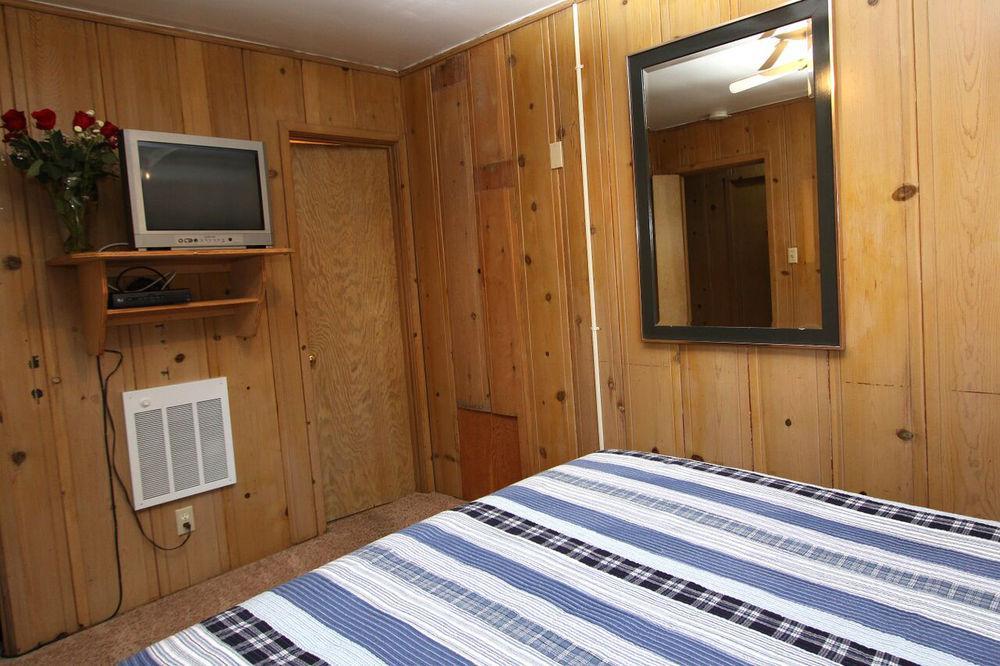 The Woods Hotel - Gay Lgbtq Cabins Guerneville Εξωτερικό φωτογραφία